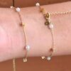 PULSEIRA COM CUBOS E PÉROLA